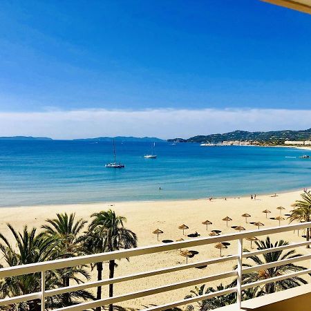 T3 Front De Mer Dernier Etage Vue Mer Petit Havre De Paix Pour Vos Vacances Emplacement Unique Vue Mer Panoramique A 180 Degres Pour Ce T3 En Face De La Plage Front De Mer Vue Sur Les Iles 5 Et Dernier Etage Avec Ascenseur เลอลาวองดูว์ ภายนอก รูปภาพ