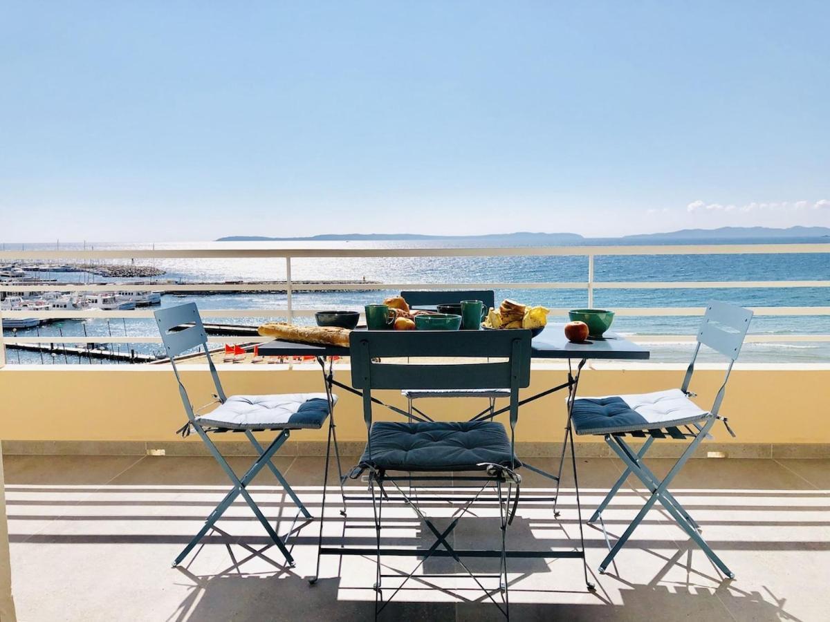 T3 Front De Mer Dernier Etage Vue Mer Petit Havre De Paix Pour Vos Vacances Emplacement Unique Vue Mer Panoramique A 180 Degres Pour Ce T3 En Face De La Plage Front De Mer Vue Sur Les Iles 5 Et Dernier Etage Avec Ascenseur เลอลาวองดูว์ ภายนอก รูปภาพ