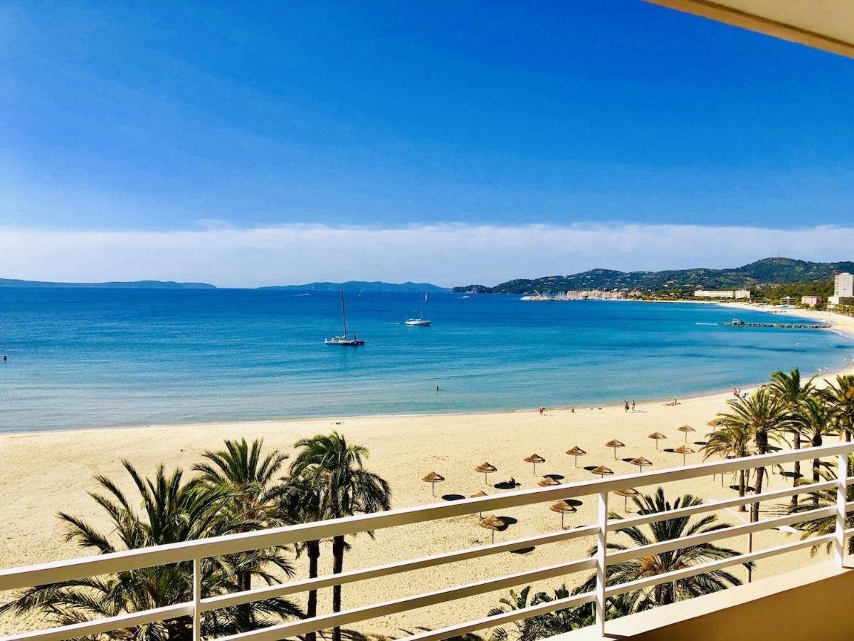 T3 Front De Mer Dernier Etage Vue Mer Petit Havre De Paix Pour Vos Vacances Emplacement Unique Vue Mer Panoramique A 180 Degres Pour Ce T3 En Face De La Plage Front De Mer Vue Sur Les Iles 5 Et Dernier Etage Avec Ascenseur เลอลาวองดูว์ ภายนอก รูปภาพ